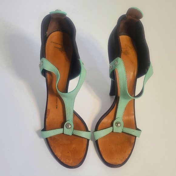 Giuseppe Zanotti Shoes - Giuseppe‎ Zanotti turquoise blue heels  with silver hardware..size 38